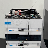 Agilent 1290 Infinity II HPLC System image 3